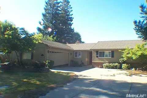 2220 Cabrillo Cir, Lodi, CA 95242 photo 1