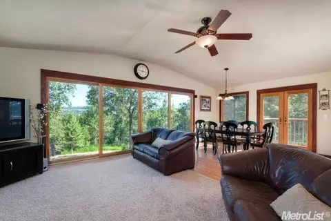 1621 Kearns Rd, Placerville, CA 95667 photo 2