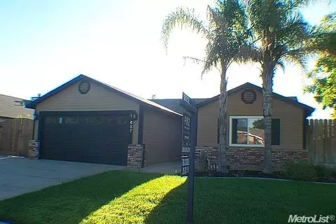 687 Jennifer Dr, Escalon, CA 95320 photo 1