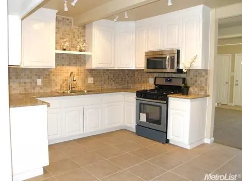 347 E 21st St, Tracy, CA 95376 photo 6
