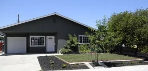 347 E 21st St, Tracy, CA 95376 photo 1