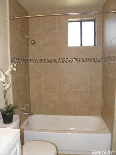 347 E 21st St, Tracy, CA 95376 photo 15