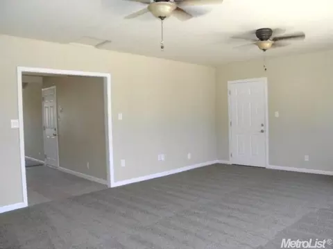 347 E 21st St, Tracy, CA 95376 photo 10