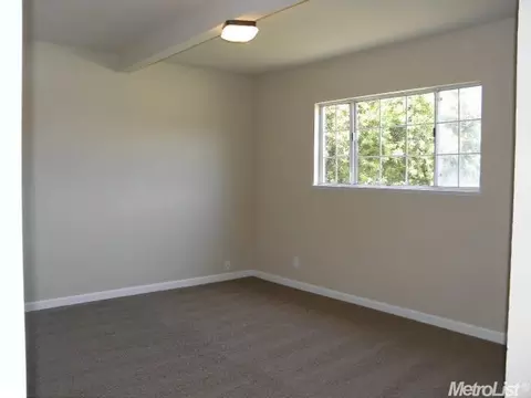 347 E 21st St, Tracy, CA 95376 photo 17