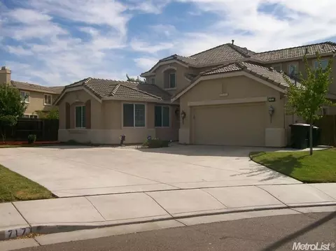 717 Yellowstone Ct, Tracy, CA 95377 photo 1