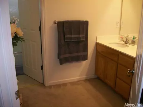 717 Yellowstone Ct, Tracy, CA 95377 photo 7