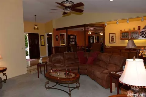 500 W Union Ave, Modesto, CA 95356 photo 8