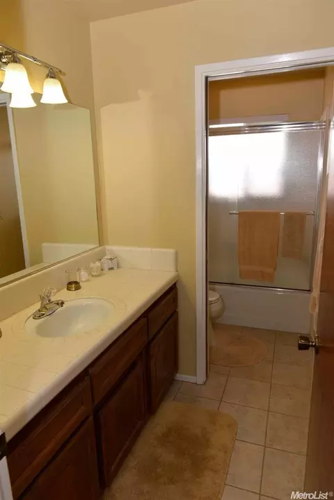 500 W Union Ave, Modesto, CA 95356 photo 18