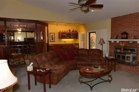 500 W Union Ave, Modesto, CA 95356 photo 9