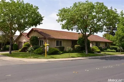 500 W Union Ave, Modesto, CA 95356 photo 2