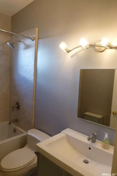 513 Isla Pl, Davis, CA 95616 photo 13