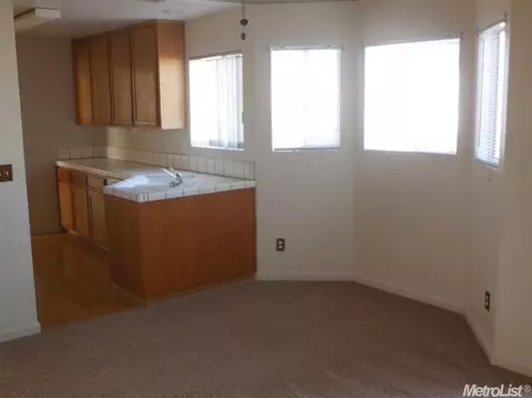 1733 Charlottesville Ln, Ceres, CA 95307 photo 6