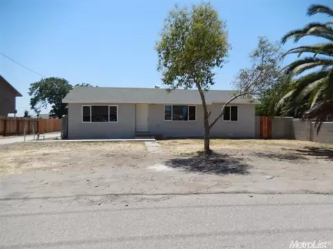 724 7th St, Turlock, CA 95380 photo 1