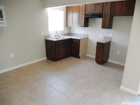 724 7th St, Turlock, CA 95380 photo 15