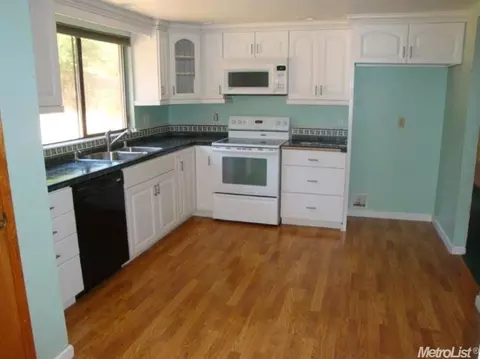 212 Celesta Dr, Grass Valley, CA 95945 photo 15