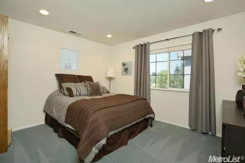 1574 Pinnacles Pl, Davis, CA 95616 photo 21