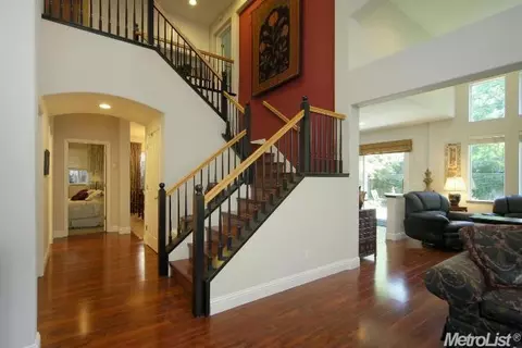 1574 Pinnacles Pl, Davis, CA 95616 photo 7