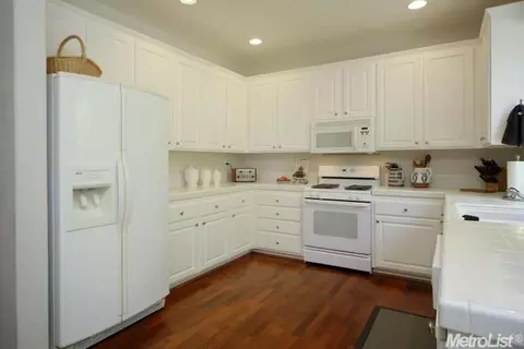 1574 Pinnacles Pl, Davis, CA 95616 photo 10
