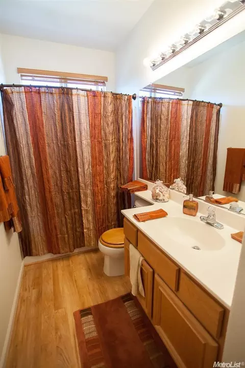 460 Darlene, Tracy, CA 95377 photo 18