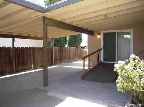 5512 8th St, Keyes, CA 95328 photo 3
