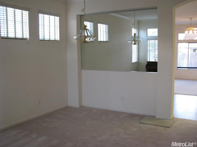 2072 Brennan Ln, Manteca, CA 95337 photo 5