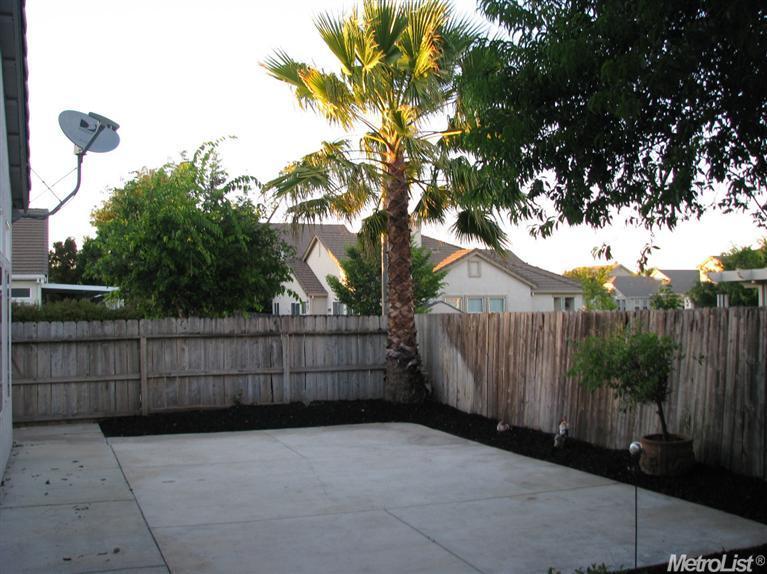 2072 Brennan Ln, Manteca, CA 95337 photo 9