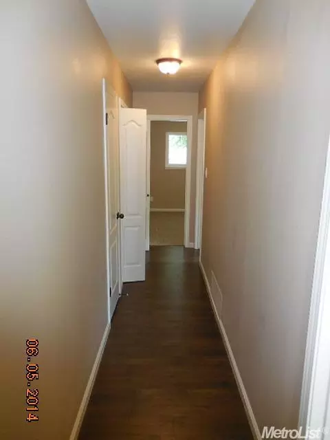 912 Chateau Dr, Modesto, CA 95355 photo 13