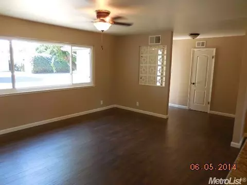 912 Chateau Dr, Modesto, CA 95355 photo 7