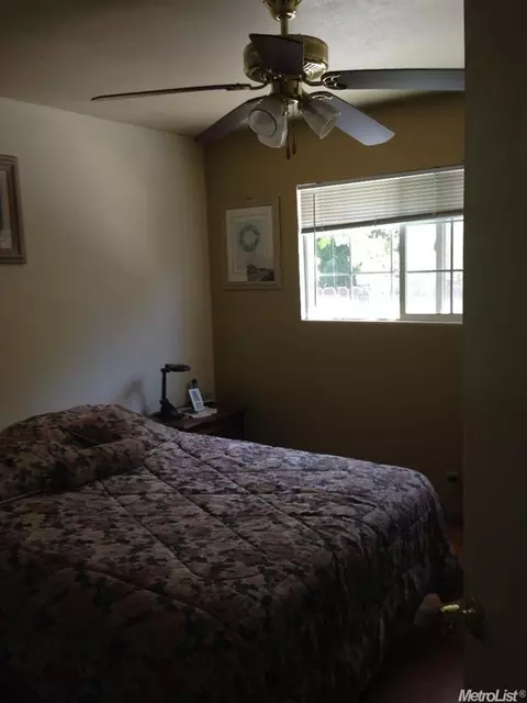445 Sutter St, Manteca, CA 95336 photo 5