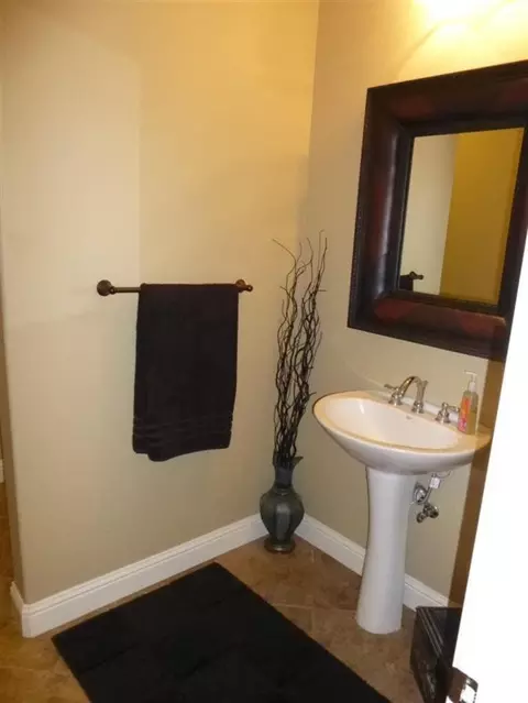 2941 Sandstone St, Turlock, CA 95382 photo 7