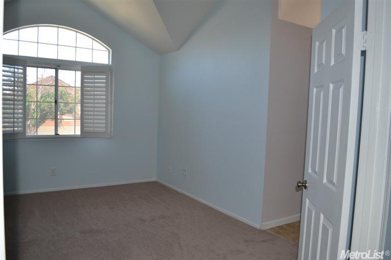 410 Gonzalez St, Tracy, CA 95376 photo 14