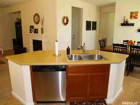 762 Courtyards Loop, Lincoln, CA 95648 photo 7