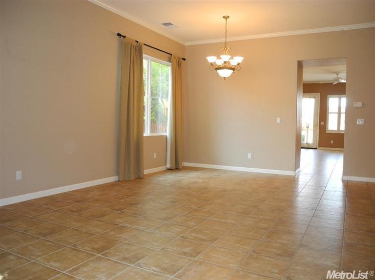 2870 Compton, Tracy, CA 95377 photo 4