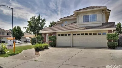 1256 Eagle St, Tracy, CA 95376 photo 3