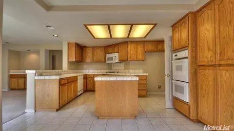 1256 Eagle St, Tracy, CA 95376 photo 6