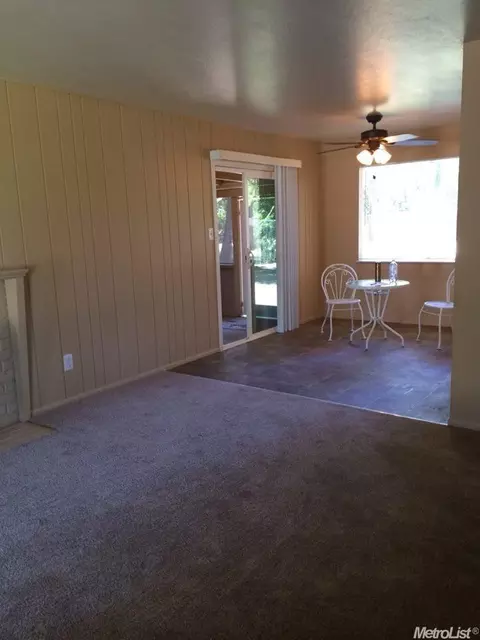 3824 Holloway Ln, Carmichael, CA 95608 photo 8