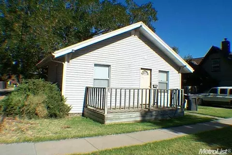 315 Elm Ave, Ripon, CA 95366 photo 1