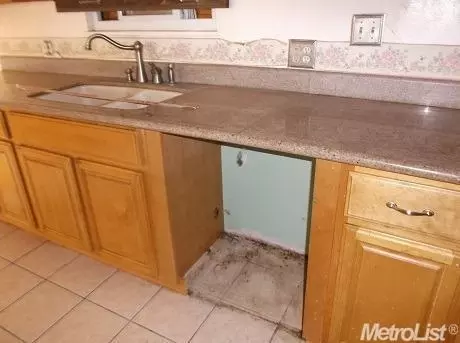 15899 Halmar Ln, Lathrop, CA 95330 photo 11