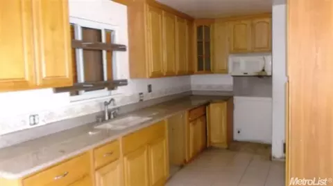 15899 Halmar Ln, Lathrop, CA 95330 photo 9