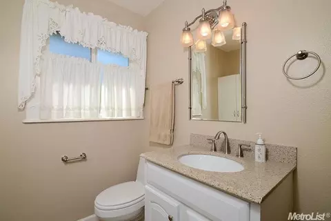 4735 Arden Way, Carmichael, CA 95608 photo 15