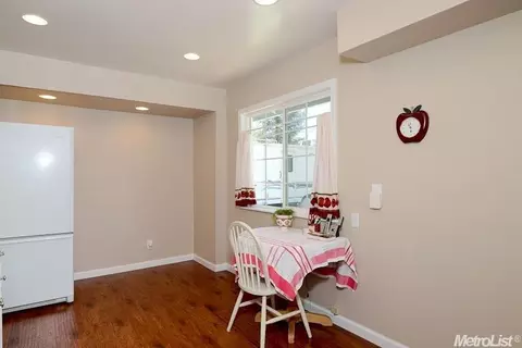 4735 Arden Way, Carmichael, CA 95608 photo 6