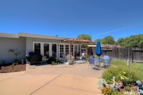 4735 Arden Way, Carmichael, CA 95608 photo 19