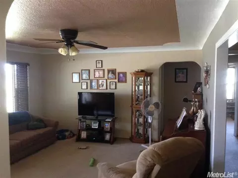 2304 4th St, Ceres, CA 95307 photo 9