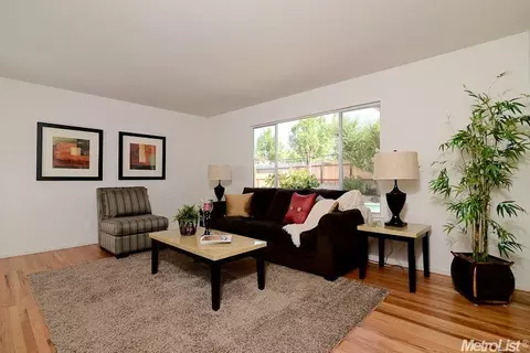 6165 Rutland Dr, Carmichael, CA 95608 photo 3