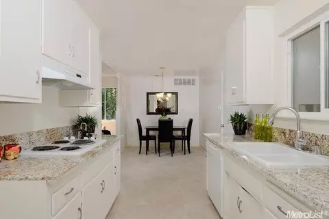 6165 Rutland Dr, Carmichael, CA 95608 photo 6