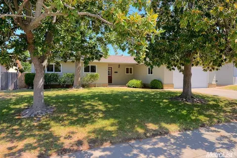 6165 Rutland Dr, Carmichael, CA 95608 photo 1