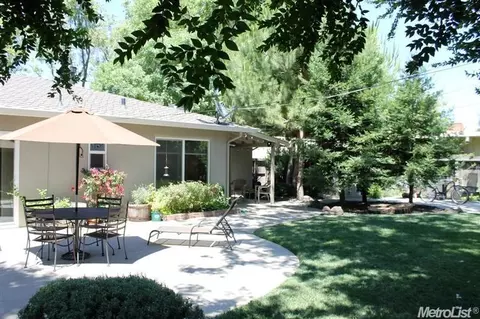 914 Carla Ln, Modesto, CA 95350 photo 8