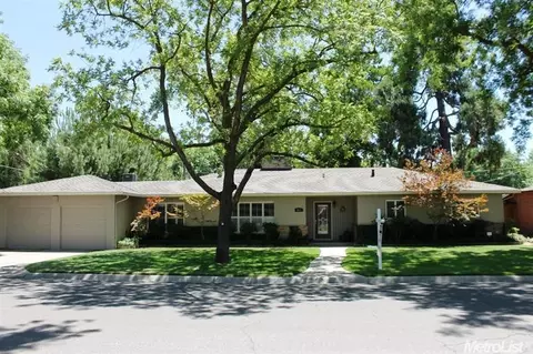 914 Carla Ln, Modesto, CA 95350 photo 1