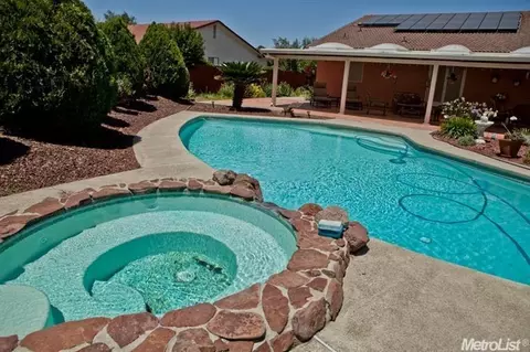 960 Independence Dr, Tracy, CA 95376 photo 12