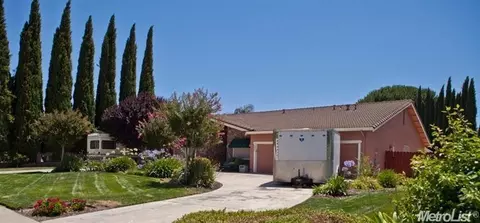 960 Independence Dr, Tracy, CA 95376 photo 3